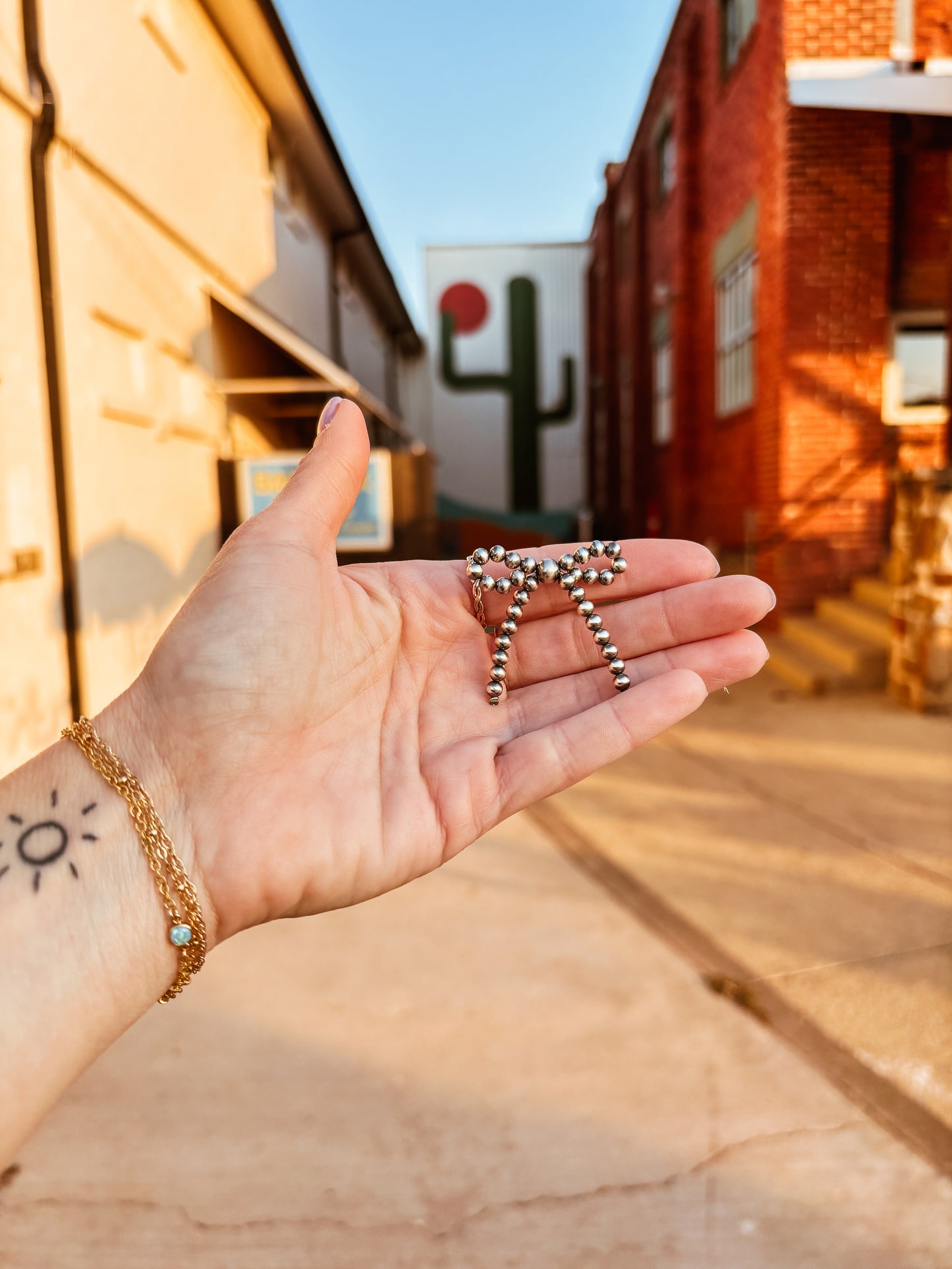 Navajo Pearl Bow Necklace