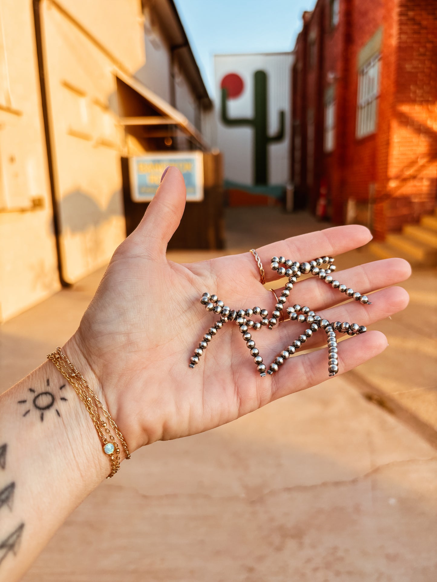 Navajo Pearl Bow Necklace