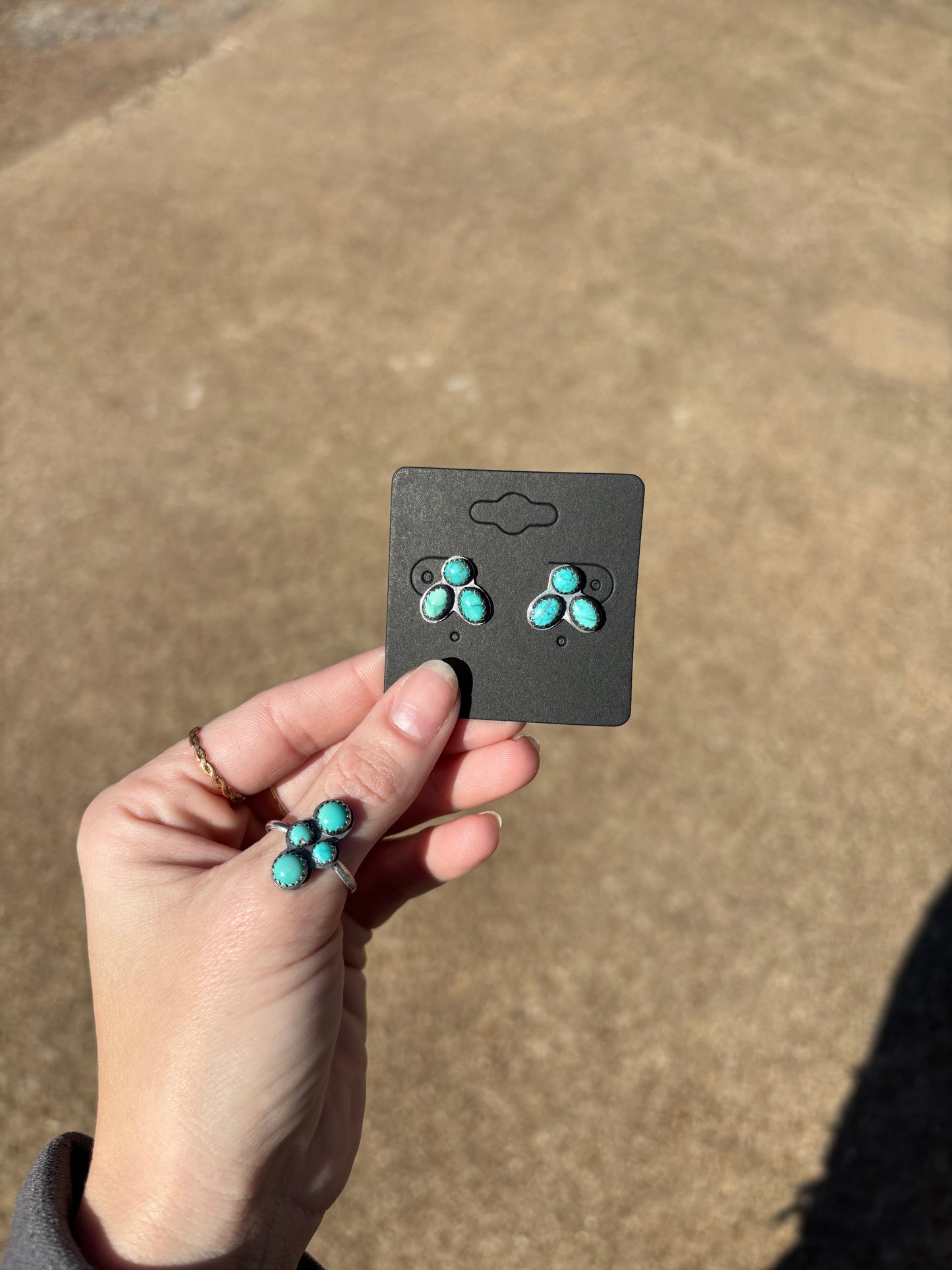 Turquoise Cluster Ring Size 7.5